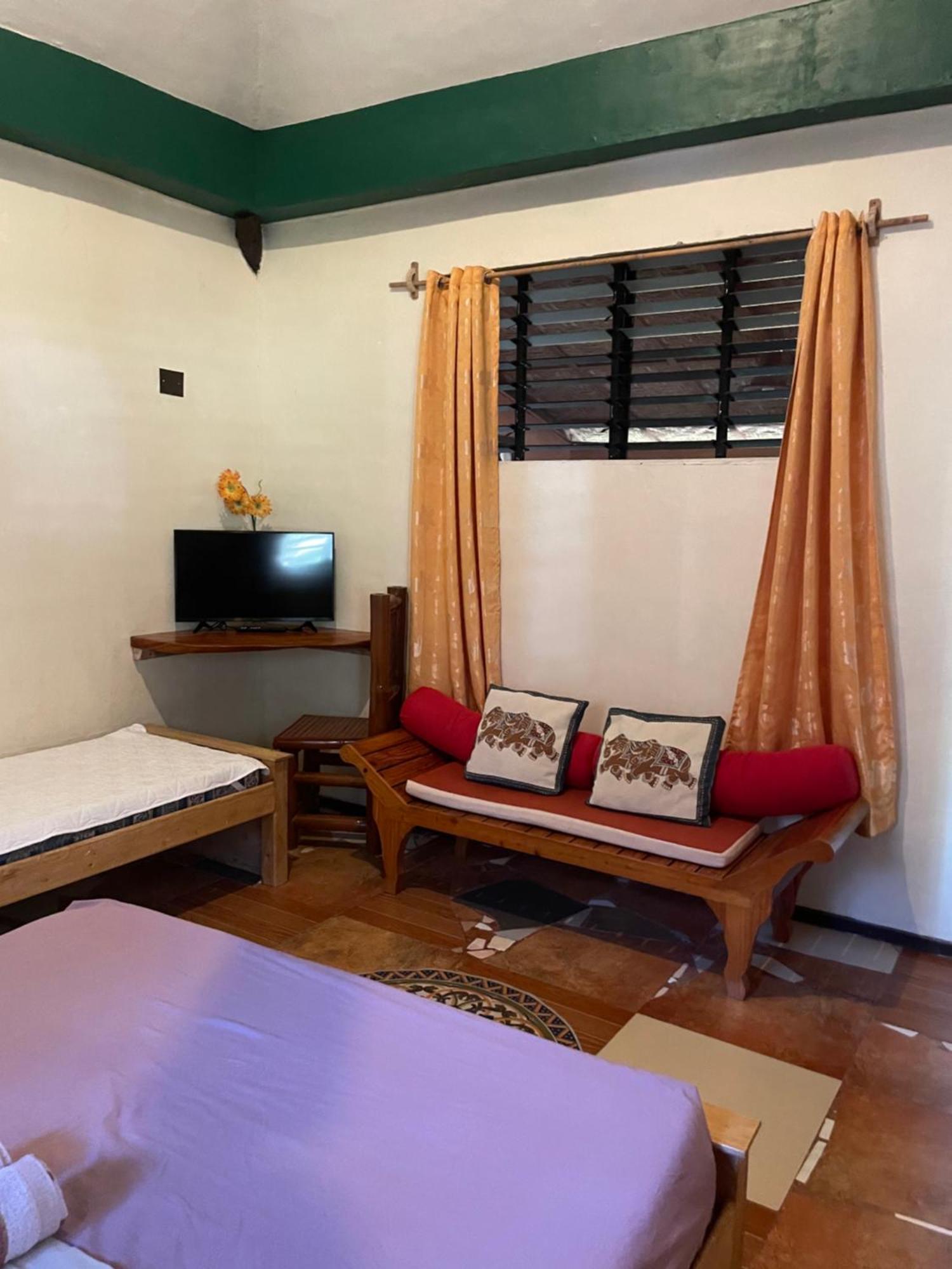 Chelle'S Guesthouse And Backpackers Siquijor Luaran gambar
