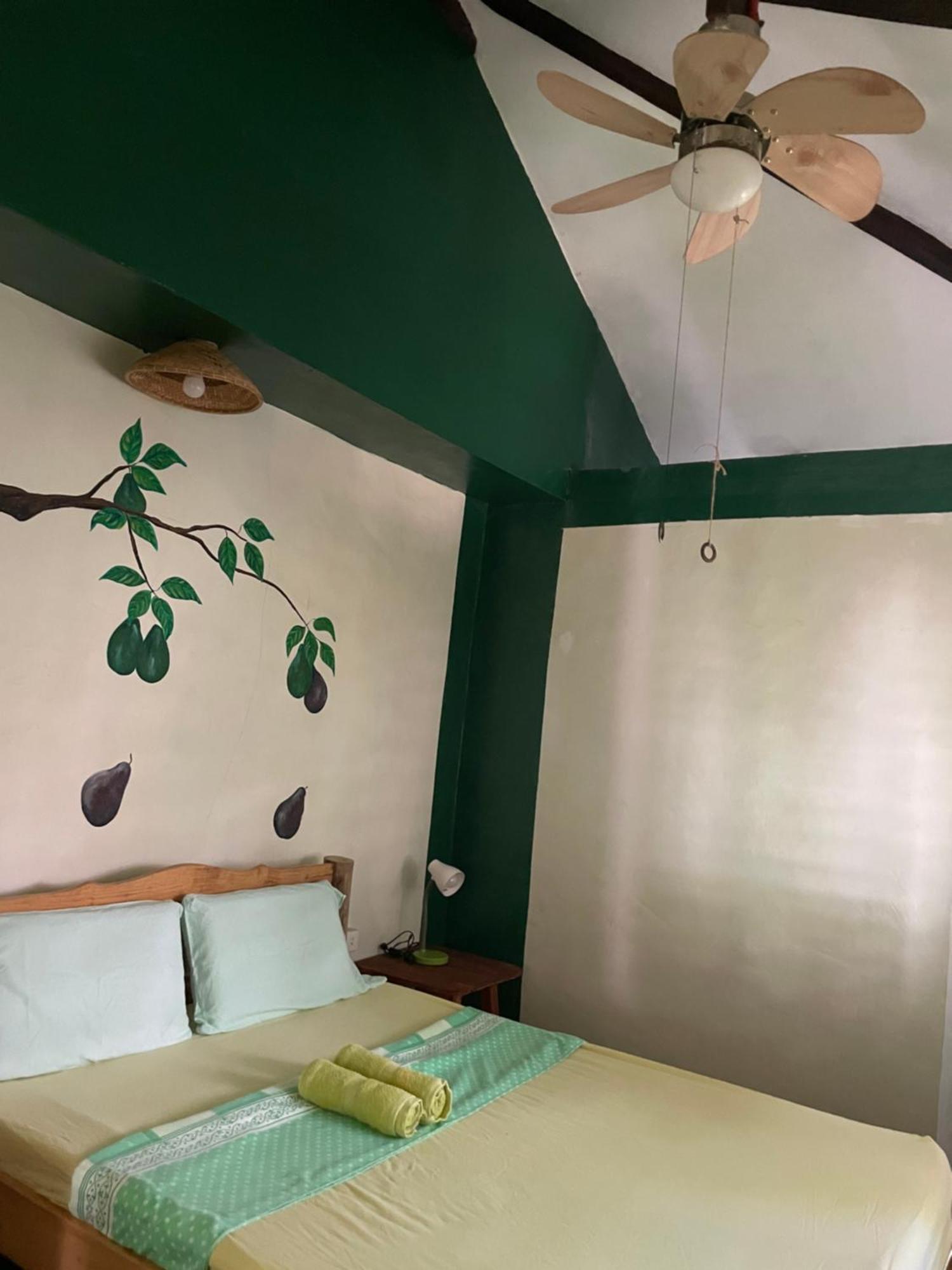 Chelle'S Guesthouse And Backpackers Siquijor Luaran gambar