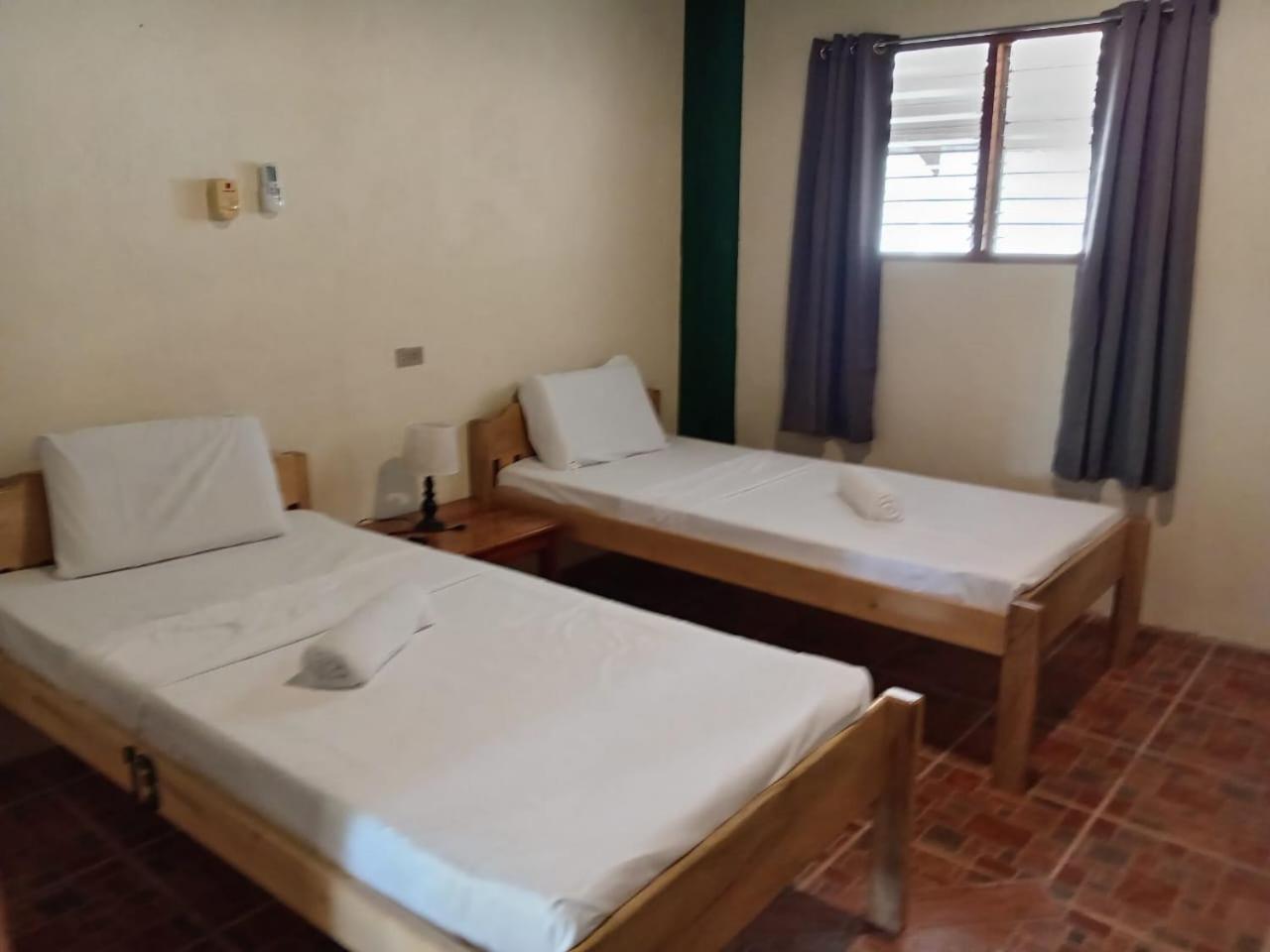 Chelle'S Guesthouse And Backpackers Siquijor Luaran gambar