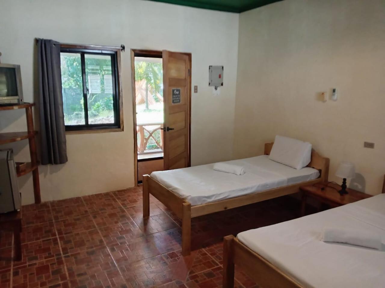 Chelle'S Guesthouse And Backpackers Siquijor Luaran gambar
